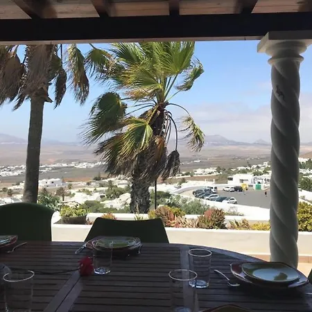 Sleeps 8 With Pool Villa *
